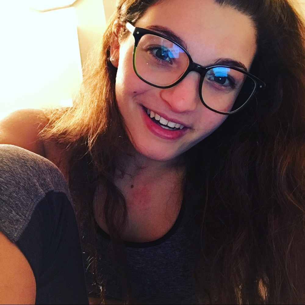 Meet your Posher, Natalie
